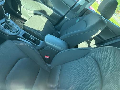 2018 Hyundai Elantra GT Base