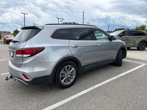 Iron Frost 2018 Hyundai SANTA FE SE