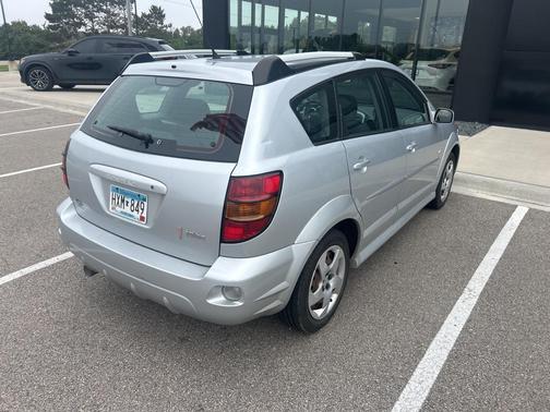 2007 Pontiac Vibe Base