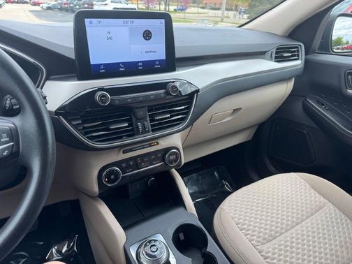 Dark Persian Green Metallic 2020 Ford Escape SE