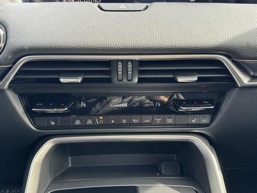 2025 Mazda CX-70 3.3 Turbo Preferred Package