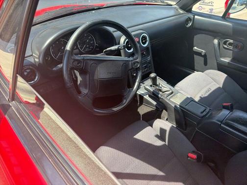 Red 1992 Mazda MX-5 Miata Base