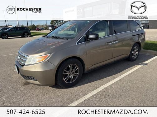 Mocha Metallic 2013 Honda Odyssey EX