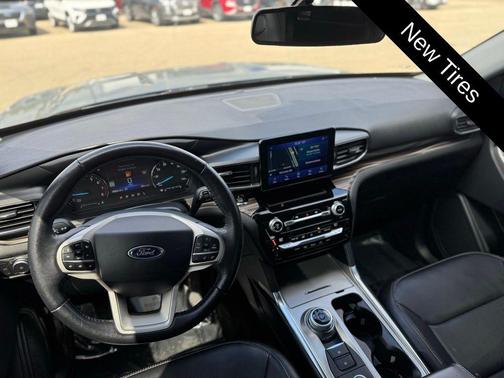 Infinite Blue Metallic Tinted Clearcoat 2021 Ford Explorer Limited