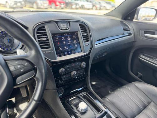 Gloss Black 2018 Chrysler 300 S