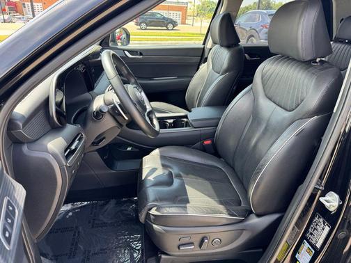 Abyss Black Pearl 2023 Hyundai PALISADE Limited