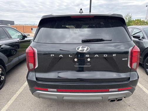 Abyss Black Pearl 2023 Hyundai PALISADE Limited