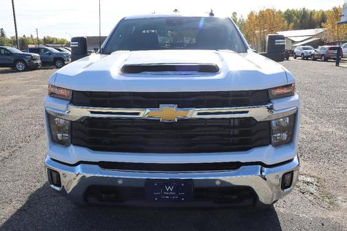 Summit White 2026 Chevrolet Silverado 2500 LT