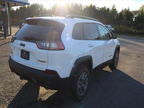 2022 Jeep Cherokee Trailhawk