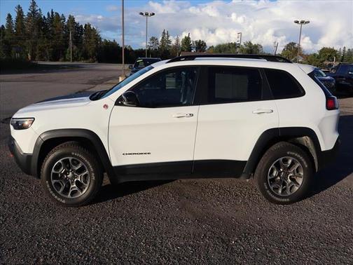 2022 Jeep Cherokee Trailhawk