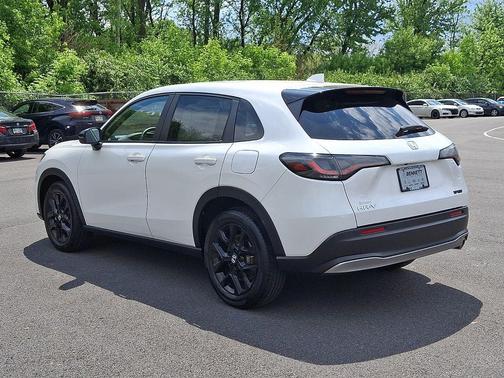 Platinum 2025 Honda HR-V AWD Sport