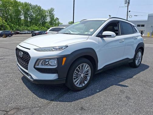 2020 Hyundai KONA SEL Plus