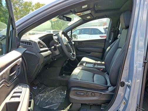 Sonic Gray Pearl 2026 Honda Odyssey Sport-L