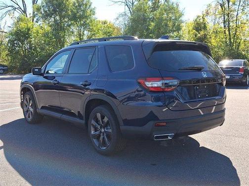 2025 Honda Pilot Sport