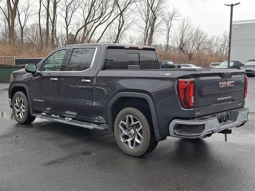 2022 GMC Sierra 1500 SLT