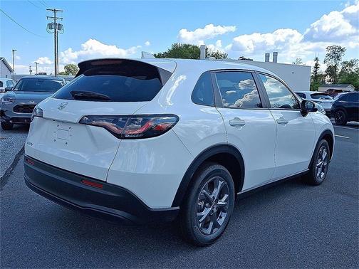 2026 Honda HR-V LX