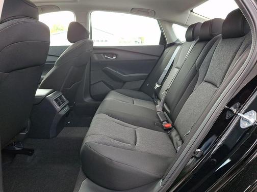 Crystal Black Pearl 2026 Honda Accord SE