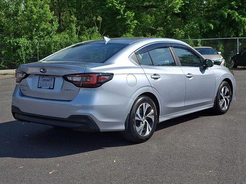 Ice Silver Metallic 2022 Subaru Legacy Premium