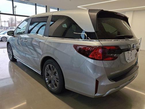 Solar Silver Metallic 2026 Honda Odyssey Touring