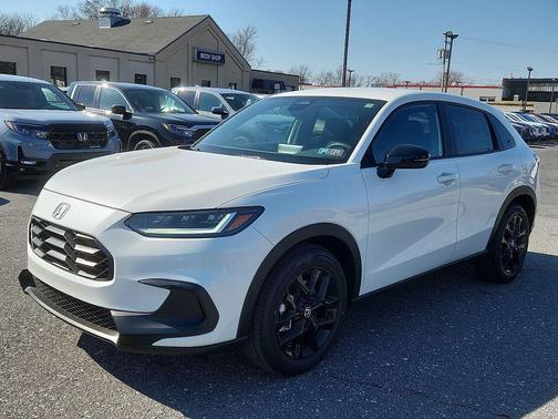 Platinum 2025 Honda HR-V AWD Sport