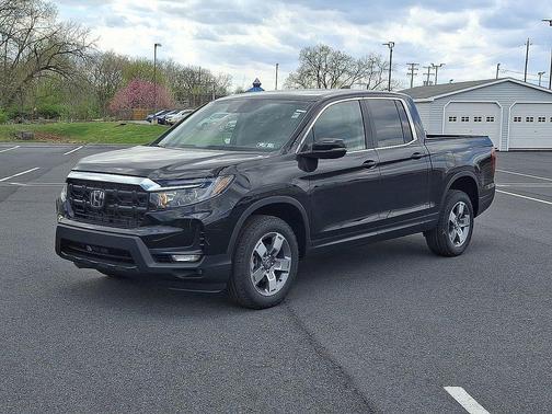 Crystal Black Pearl 2026 Honda Ridgeline RTL