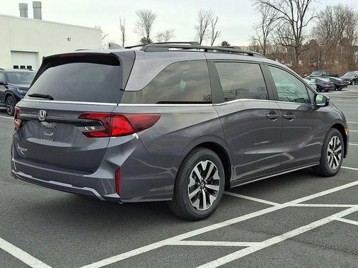 Modern Steel 2026 Honda Odyssey EX-L