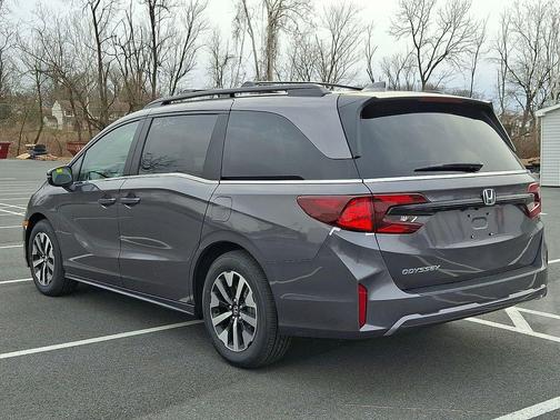 Modern Steel 2026 Honda Odyssey EX-L