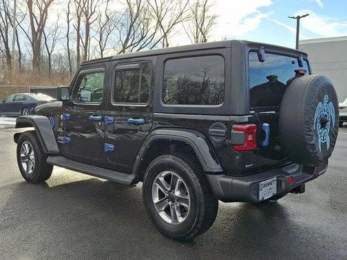 2022 Jeep Wrangler Unlimited Sahara