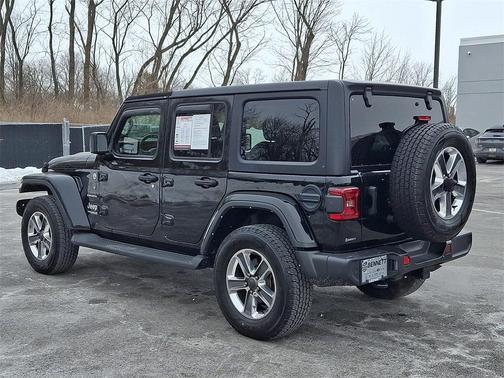 2022 Jeep Wrangler Unlimited Sahara