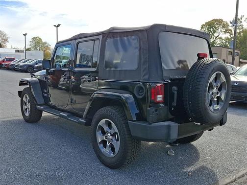 2016 Jeep Wrangler Unlimited Sahara