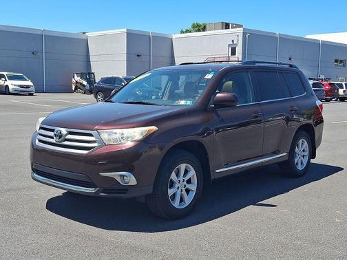 Sizzling Crimson Mica 2011 Toyota Highlander SE