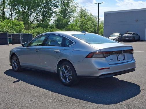 Lunar 2023 Honda Accord EX