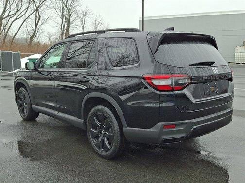 2026 Honda Pilot Black Edition
