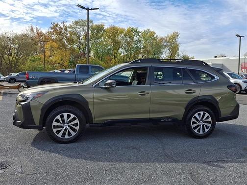 2023 Subaru Outback Premium