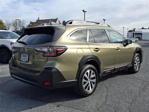 2023 Subaru Outback Premium