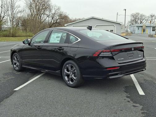 Crystal Black Pearl 2026 Honda Accord Hybrid EX-L