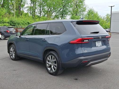 Storm Cloud 2024 Toyota Grand Highlander Limited