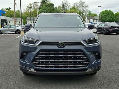 Storm Cloud 2024 Toyota Grand Highlander Limited