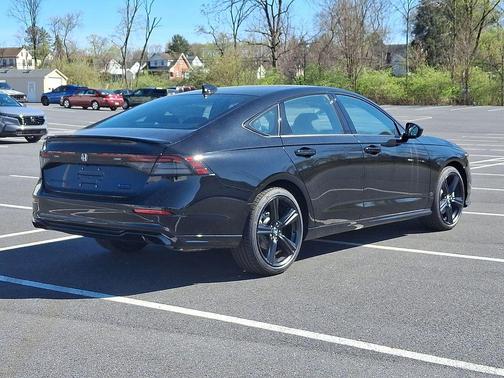 Crystal Black Pearl 2026 Honda Accord Hybrid Sport-L