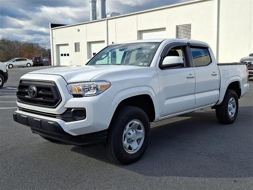 2022 Toyota Tacoma SR