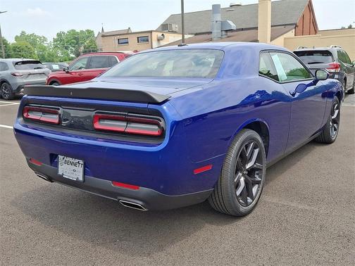 2021 Dodge Challenger SXT
