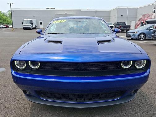 2021 Dodge Challenger SXT