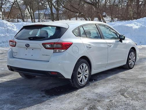 2022 Subaru Impreza Base