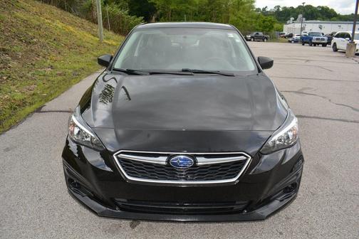 2019 Subaru Impreza 2.0i