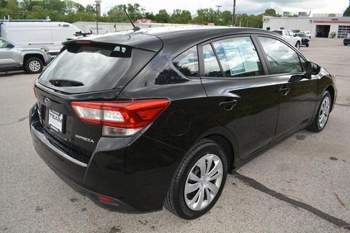 2019 Subaru Impreza 2.0i
