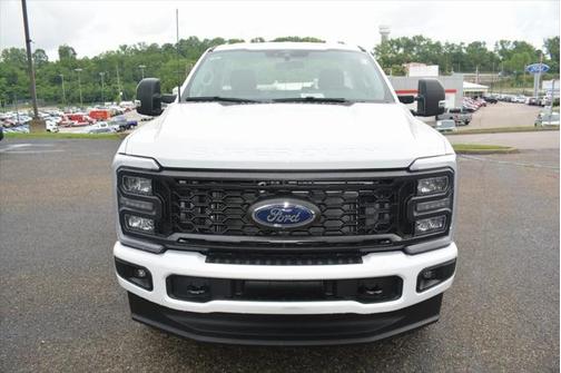 2025 Ford F-250 XL