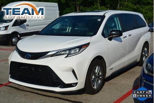 2021 Toyota Sienna XSE 7 Passenger