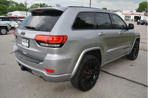 2017 Jeep Grand Cherokee Altitude