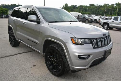 2017 Jeep Grand Cherokee Altitude