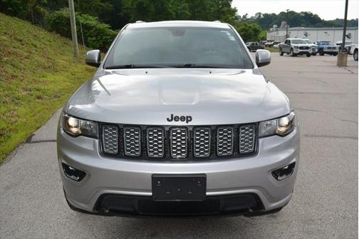 2017 Jeep Grand Cherokee Altitude